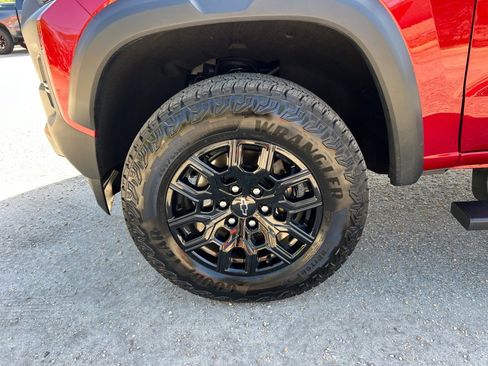 Used 2026 Chevrolet Colorado Trail Boss image 27