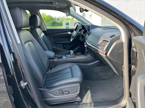 Used 2023 Audi Q5 2.0T Premium AWD/4WD image 16
