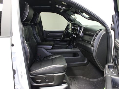 Used 2024 RAM 2500 Limited AWD/4WD image 13