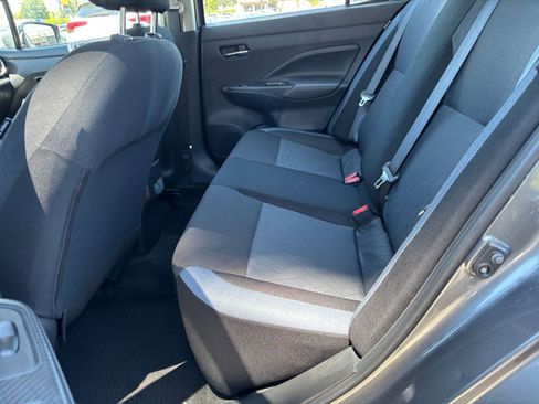 Used 2025 Nissan Versa SV FWD image 24