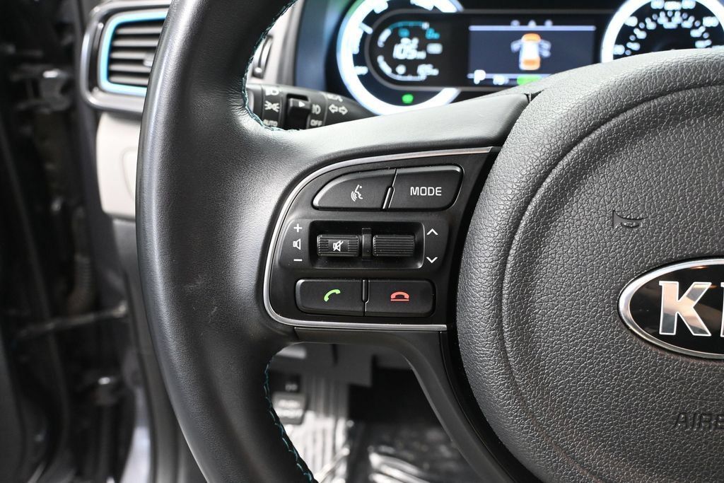 Used 2019 Kia Niro EX FWD image 21