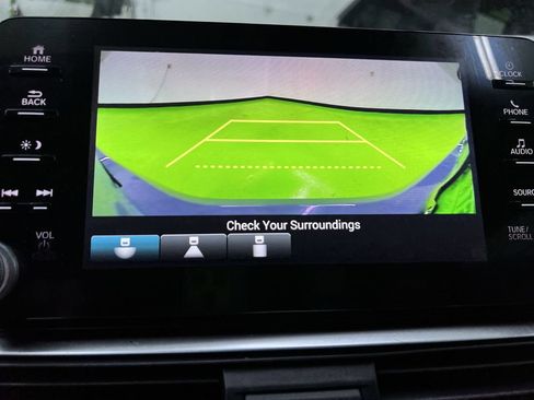 Used 2022 Honda Accord Sport image 17