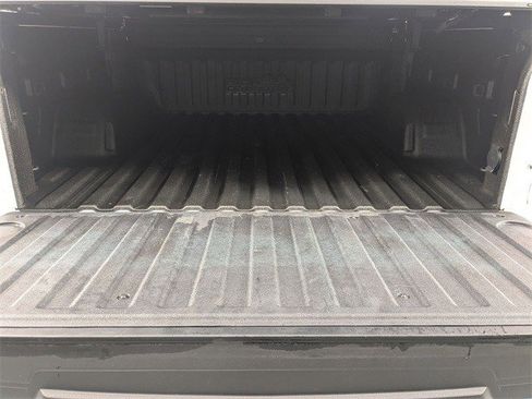 Certified 2022 Chevrolet Silverado 1500 High Country w/ High Country Premium Package image 30