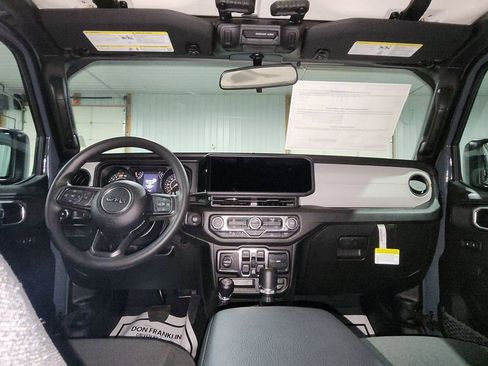 New 2026 Jeep Wrangler Unlimited Sport AWD/4WD image 10