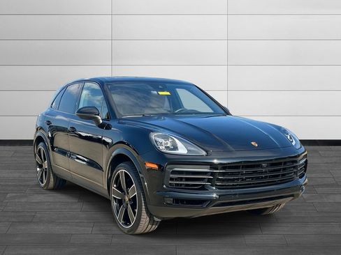 Used 2023 Porsche Cayenne AWD/4WD image 7