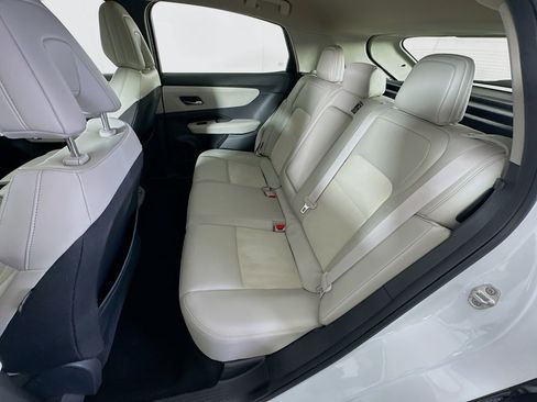 Used 2023 Nissan Ariya ENGAGE image 28