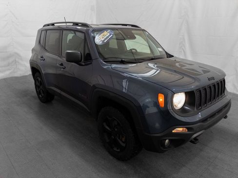 Used 2021 Jeep Renegade Sport image 10