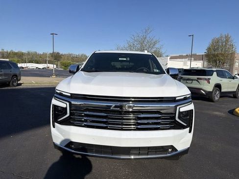 New 2026 Chevrolet Tahoe Premier w/ Sun And Tow Package AWD/4WD image 11