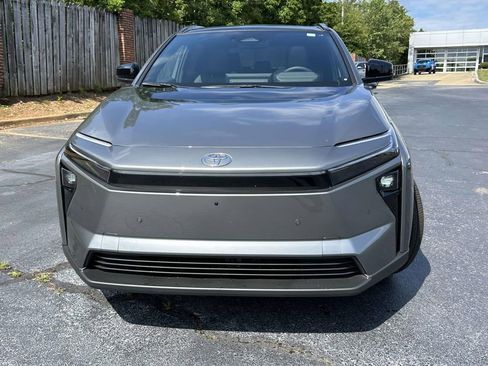 New 2026 Toyota bZ FWD image 8