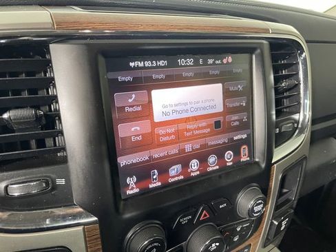 Used 2016 RAM 1500 Laramie w/ Convenience Group image 7