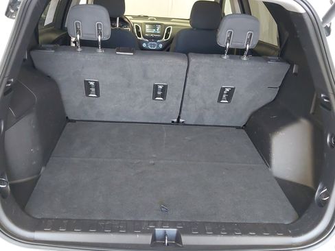 Used 2018 Chevrolet Equinox LT FWD image 27
