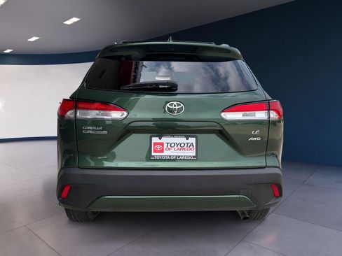 Used 2023 Toyota Corolla Cross LE image 4
