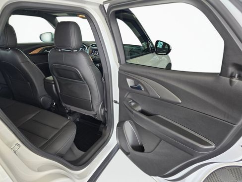 Used 2023 Chevrolet TrailBlazer ACTIV AWD/4WD image 38