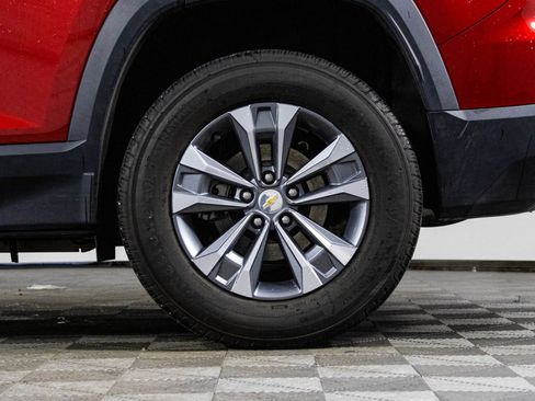 Used 2025 Chevrolet Equinox LT image 41