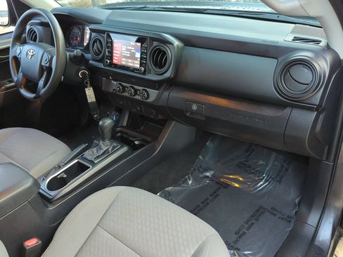 Used 2020 Toyota Tacoma SR w/ SR Convenience Package RWD image 25