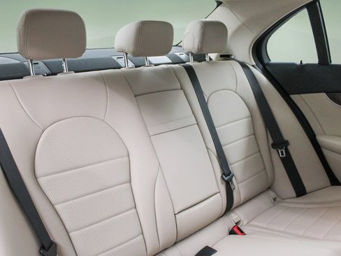 Used 2019 Mercedes-Benz C 300 Sedan image 28