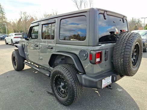 Used 2020 Jeep Wrangler Unlimited Sport S image 4