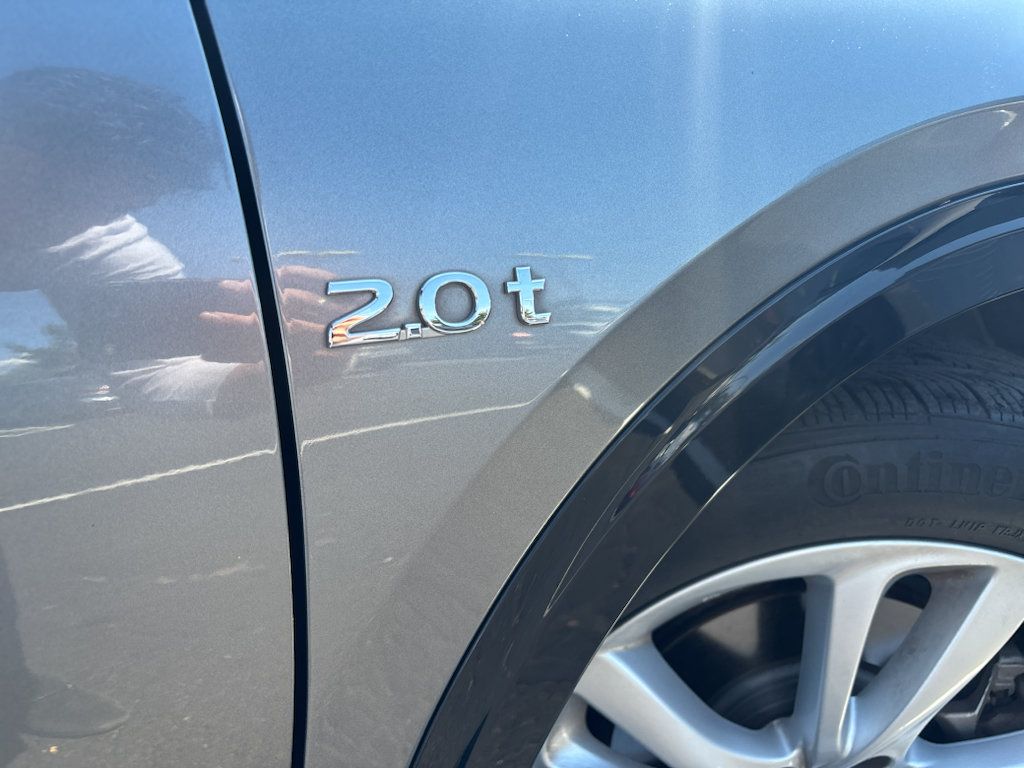 Used 2017 INFINITI QX30 Premium FWD image 7