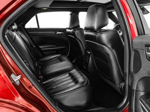 Used 2022 Chrysler 300 S image 35