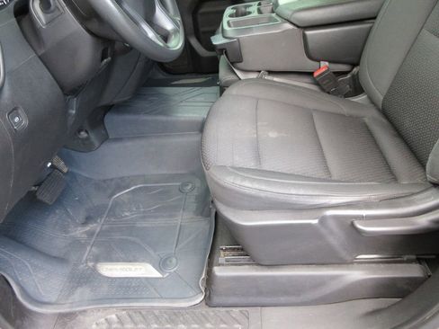 Certified 2024 Chevrolet Silverado 2500 Custom AWD/4WD image 24