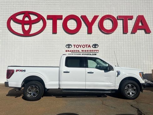 Used 2021 Ford F150 XLT w/ Equipment Group 302A High image 4