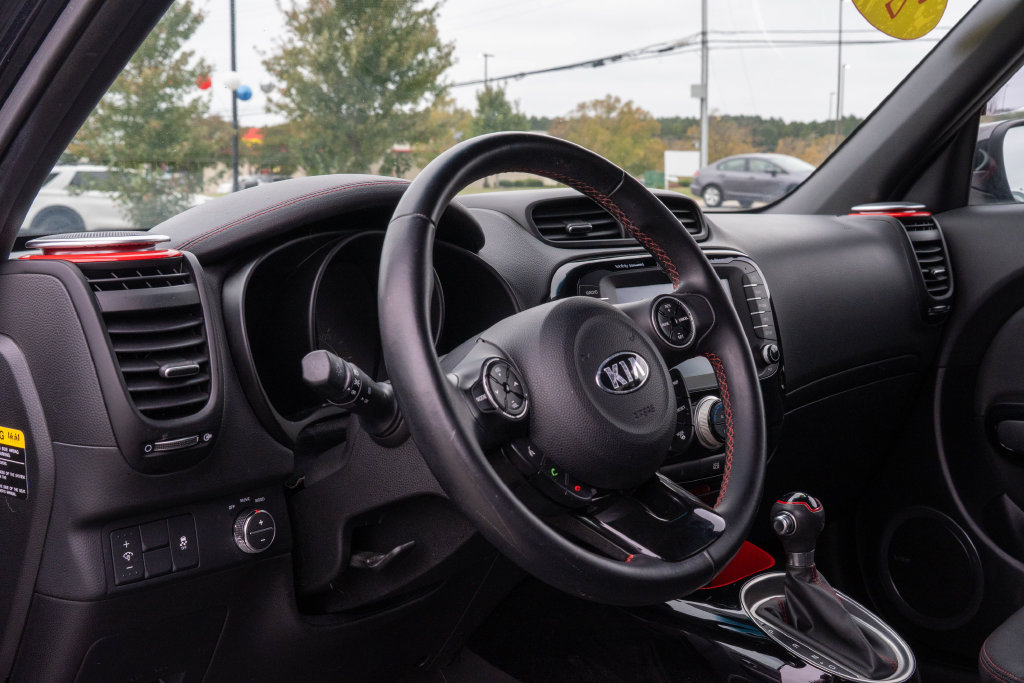 Used 2016 Kia Soul + w/ Tarmac Special Edition FWD image 10