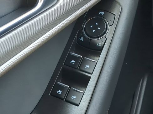 Certified 2025 Ford Explorer Active w/ Active Comfort Package image 22