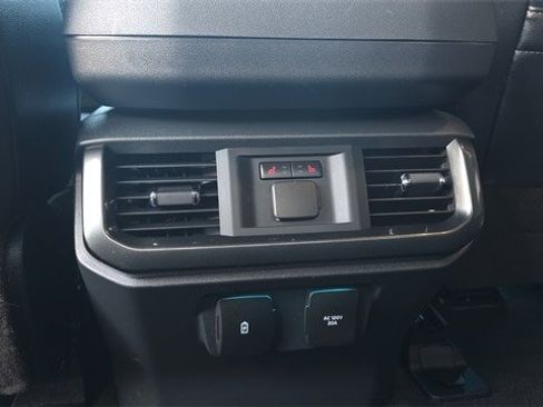 Certified 2022 Ford F150 Lariat w/ Equipment Group 502A High image 26