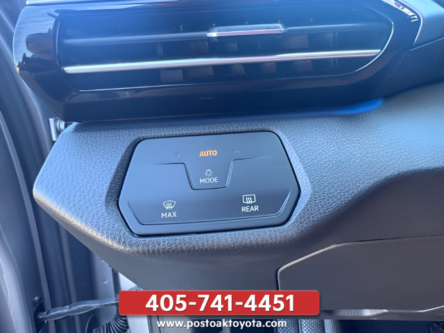Used 2024 Volkswagen ID.4 2WD image 18