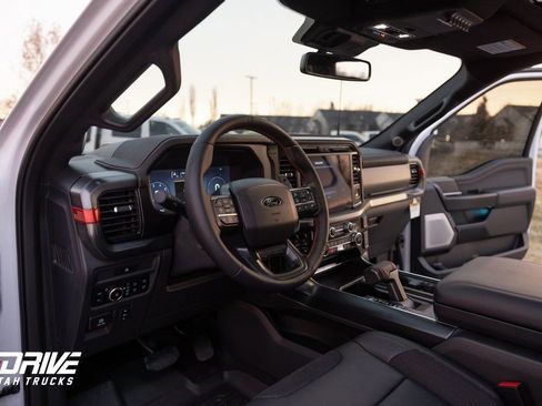Used 2025 Ford F150 Raptor image 22