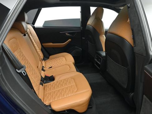 Used 2022 Audi RS Q8 w/ Luxury Package AWD/4WD image 21