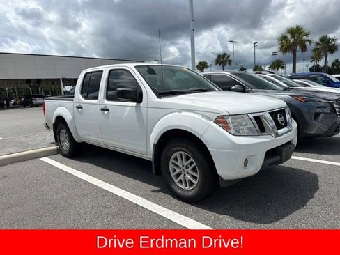 Used 2017 Nissan Frontier SV w/ SV Value Truck Package RWD image 1