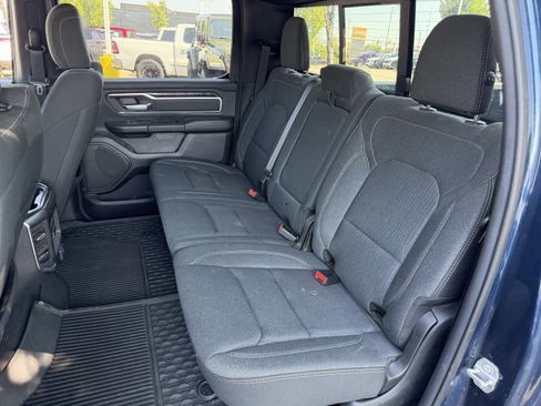 Used 2020 RAM 1500 Big Horn AWD/4WD image 32