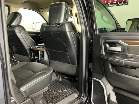 Used 2022 RAM 3500 Laramie AWD/4WD image 28