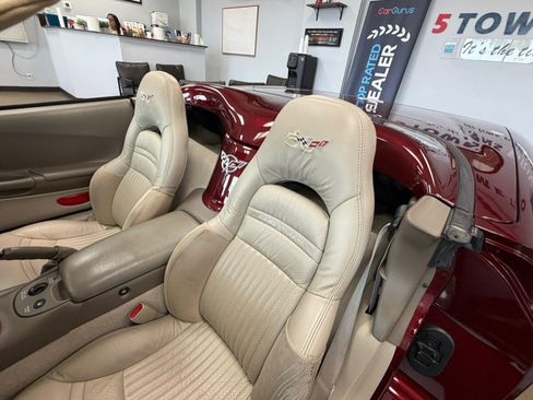 Used 2003 Chevrolet Corvette Convertible w/ Preferred Equipment Group1 RWD image 33
