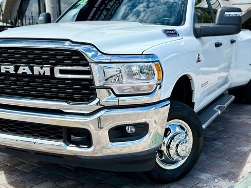 Used 2024 RAM 3500 Big Horn AWD/4WD image 30