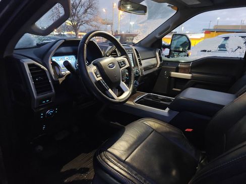 Used 2019 Ford F250 Lariat image 9