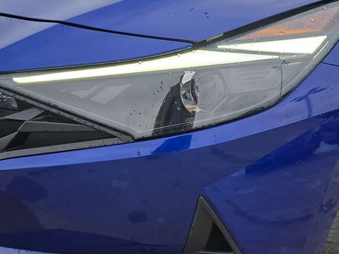 Used 2023 Hyundai Elantra SEL w/ Convenience Package FWD image 29