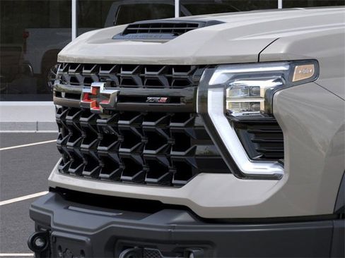 New 2026 Chevrolet Silverado 2500 ZR2 w/ ZR2 Bison Edition image 13