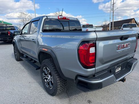 Used 2024 GMC Canyon AT4 w/ Technology Package image 8