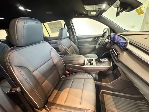 New 2025 Buick Enclave Preferred w/ LPO, Floor Liner Package image 24