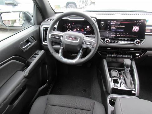 New 2026 GMC Canyon Elevation w/ Convenience Package image 13