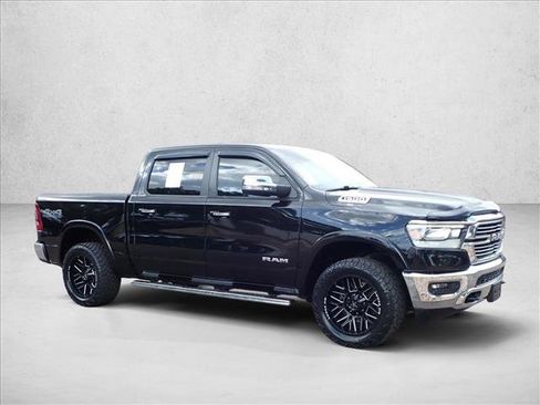 Used 2021 RAM 1500 Laramie AWD/4WD image 6