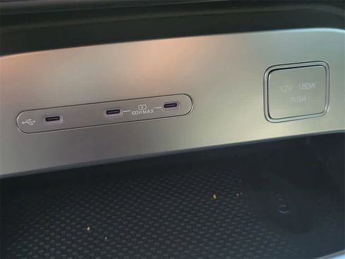 New 2026 Hyundai Ioniq 9 SE image 28