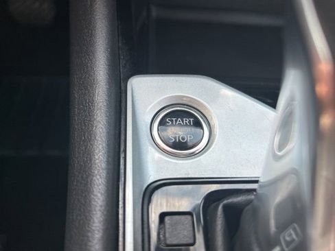 Used 2024 Nissan Altima 2.5 SV FWD image 22