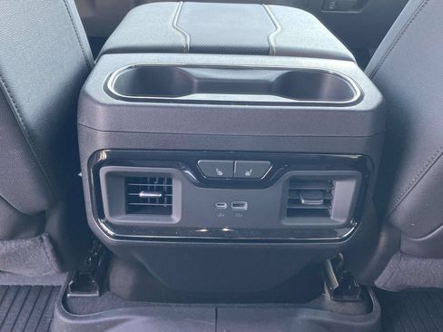 Used 2024 Chevrolet Silverado 2500 ZR2 w/ ZR2 Bison Edition AWD/4WD image 13