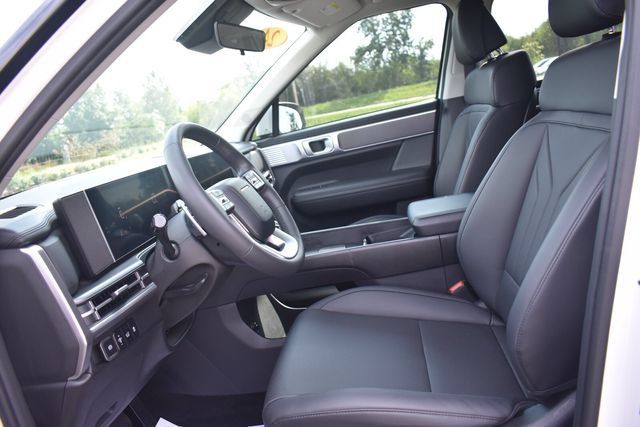 Used 2024 Hyundai Santa Fe SEL FWD image 22