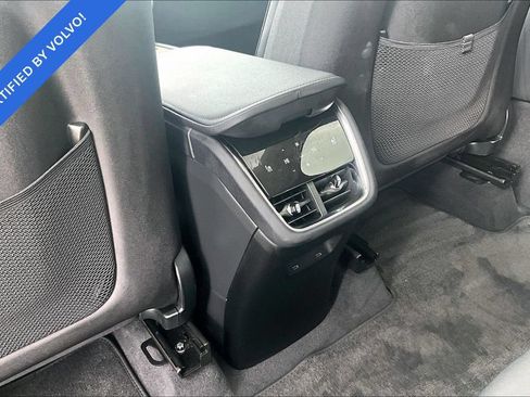 Used 2025 Volvo EX90 Plus AWD/4WD image 30