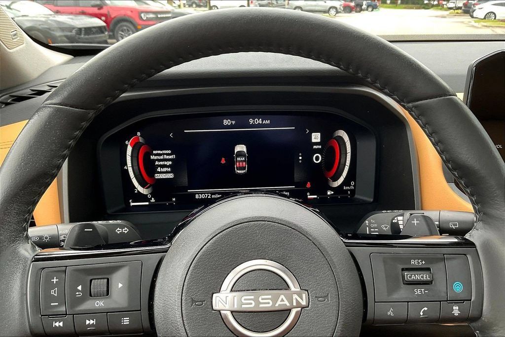 Used 2023 Nissan Rogue Platinum FWD image 13