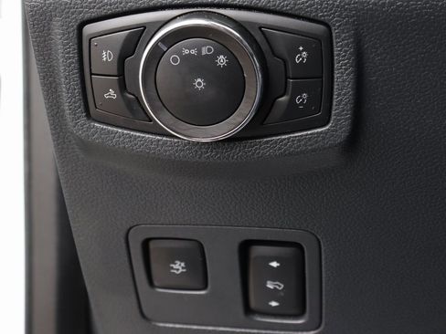 Used 2022 Ford F250 Platinum w/ FX4 Off-Road Package image 23